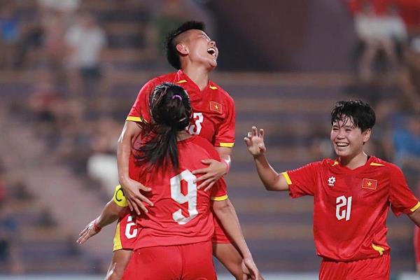 Tuyển nữ Việt Nam và Philippines đi tiếp, Thái Lan cùng Indonesia bị loại