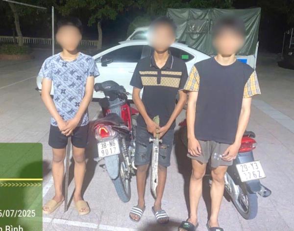 Đi đêm cùng hung khí