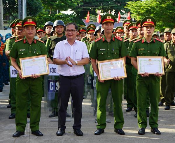 5 giờ truy nóng đối tượng cướp giật tài sản