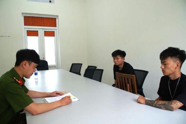 Bắt 2 người Trung Quốc trộm 400 triệu đồng ở Đà Nẵng
