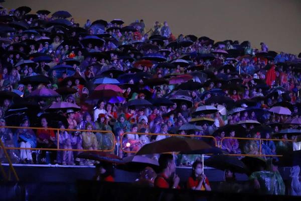 Lòng yêu nước, tình người Việt Nam lan tỏa và tỏa sáng qua Chương trình nghệ thuật Việt Nam trong tôi