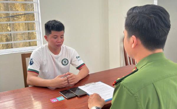 Giả facebook con gái ở Dubai lừa người mẹ hơn 2,2 tỷ đồng