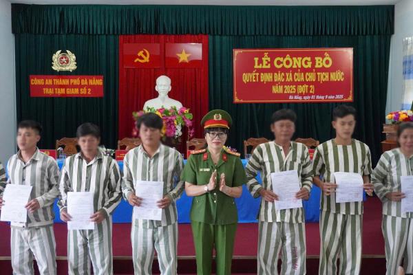 Công bố quyết định đặc xá cho 59 phạm nhân tại các Trại Tạm giam thuộc Công an TP Đà Nẵng