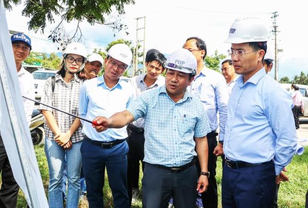 Chủ tịch UBND TP Đà Nẵng Phạm Đức Ấn kiểm tra tình hình triển khai các dự án trọng điểm