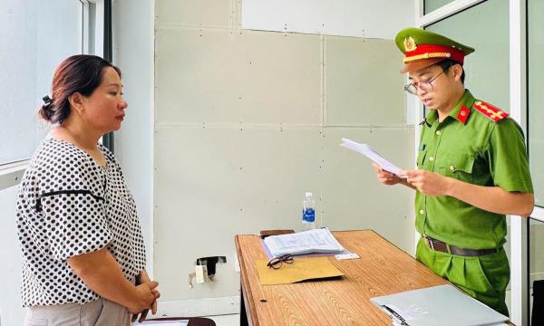 Cá mập cho vay lãi nặng sa lưới, nạn nhân cũng là kẻ lừa đảo