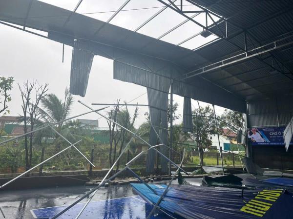 Hà Tĩnh gồng mình khắc phục hậu quả bão số 10