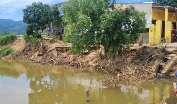 Đà Nẵng công bố tình huống khẩn cấp về tình trạng sạt lở sông Kôn