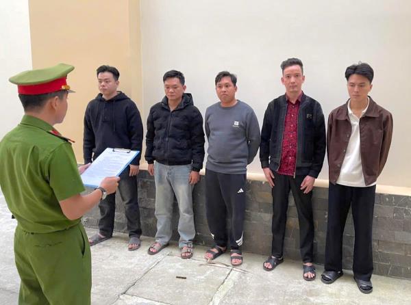 Bắt nhóm vay lãi nặng, thu lợi hơn 1,3 tỷ đồng