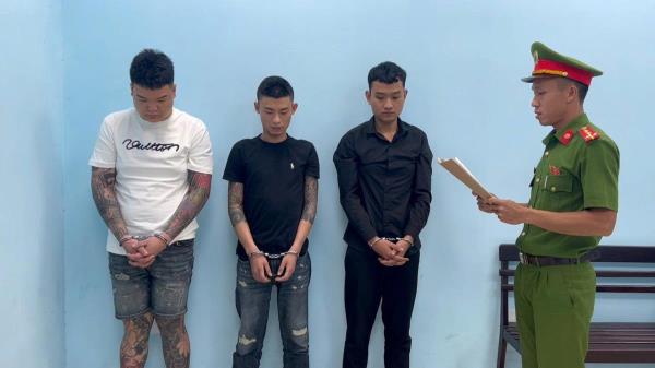 Bắt giữ 2 nhóm đối tượng mua bán và sử dụng trái phép chất ma tuý