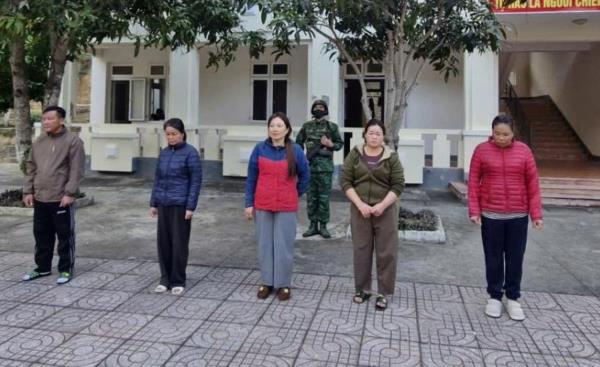 Khởi tố mẹ mìn cùng đồng bọn