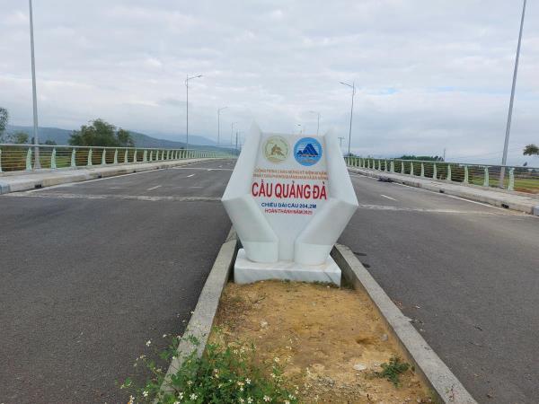 Sau gần một năm thông xe kỹ thuật cầu Quảng Đà vẫn án binh bất động