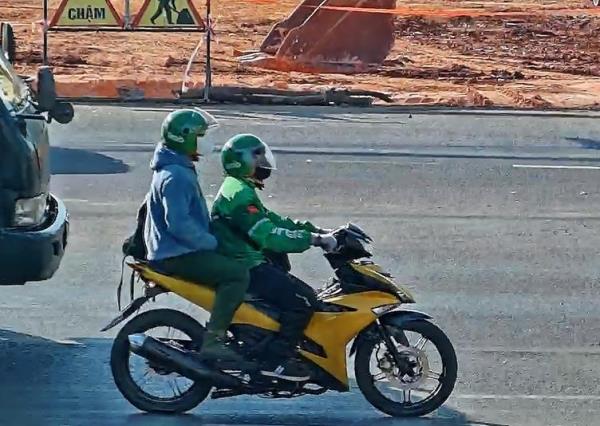 Công an Gia Lai kêu gọi người dân cung cấp thông tin truy bắt nhóm cướp ngân hàng