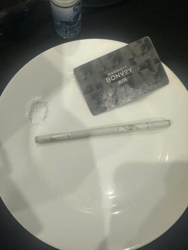 Phát hiện 2 cặp đôi nam nữ sử dụng ma túy trong căn hộ cho thuê