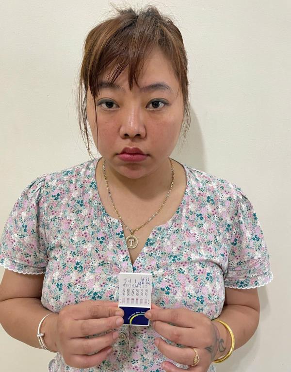 Bắt giữ nhóm đối tượng rủ nhau phê ma tuý