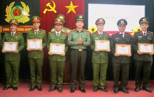 Công an xã Đông Giang tiếp tục củng cố, xây dựng phong trào Toàn dân Bảo vệ An ninh Tổ quốc vững mạnh