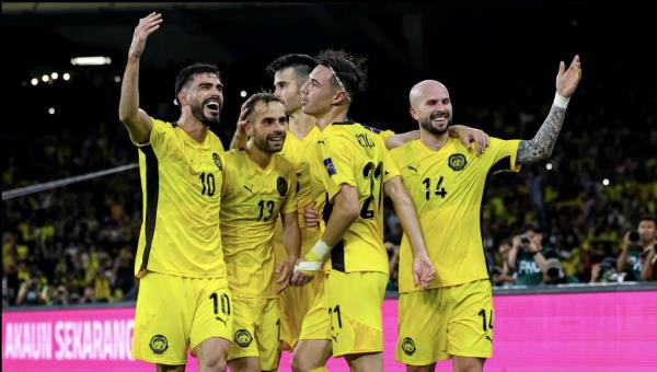 Bóng đá Malaysia đứng trước ngả rẽ định mệnh