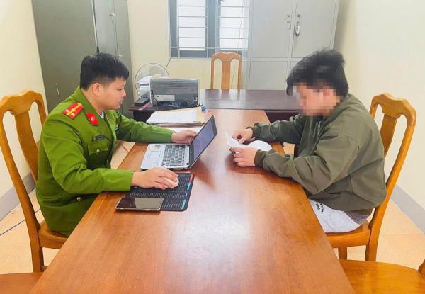 Điện thoại xoay ngang, đời còn khổ