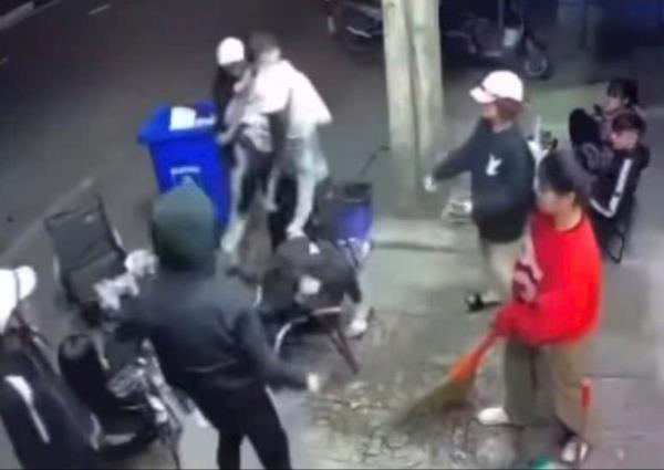 Khởi tố 3 bị can liên quan đến vụ đánh học sinh lớp 9 tử vong