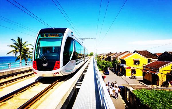 Bứt phá từ các dự án chiến lược