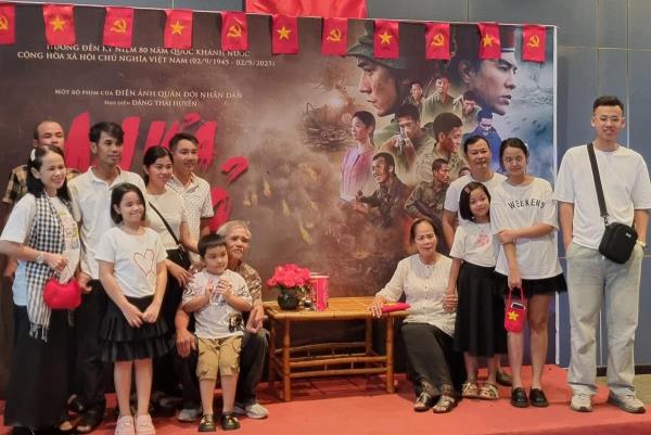 Đột phá  khởi sắc