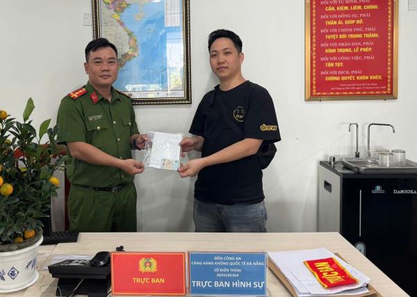 Trao trả tài sản cho du khách