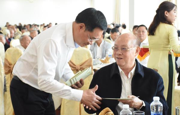 Đà Nẵng gặp mặt, chúc Tết các đồng chí nguyên lãnh đạo, tướng lĩnh nghỉ hưu qua các thời kỳ