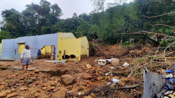 Đà Nẵng công bố tình huống khẩn cấp do sụt lún, sạt lở tại xã Quế Phước