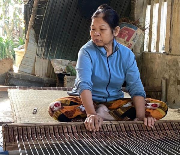 Làng nghề... 1 người