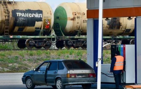 Nga cấm xuất khẩu xăng từ 1-4 để ổn định thị trường nội địa