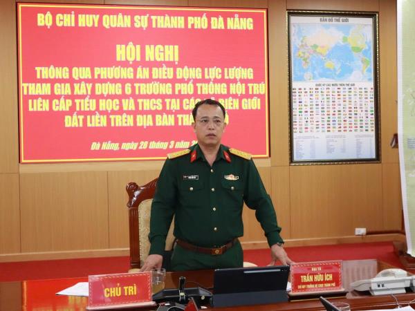 Bộ CHQS TP Đà Nẵng điều động lực lượng tham gia xây dựng 6 trường nội trú tại các xã biên giới