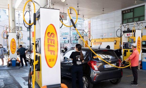 Xung đột Trung Đông gây cú sốc năng lượng: Các nước gấp rút xoay trục chiến lược