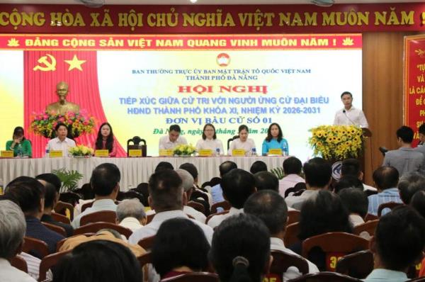 Ứng cử viên Đại biểu Quốc hội cam kết cống hiến vì nhân dân