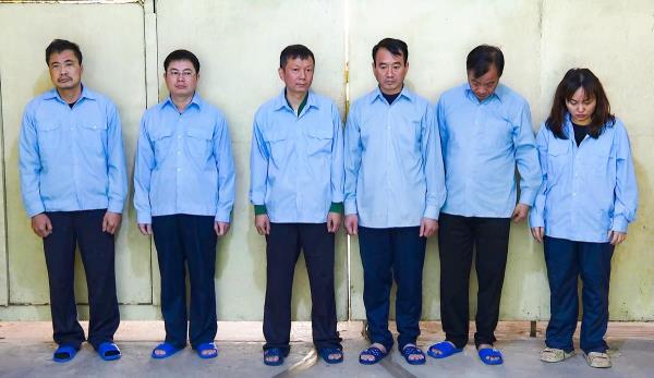 Nhóm cựu cán bộ phường bảo kê công trình sai phạm hầu tòa