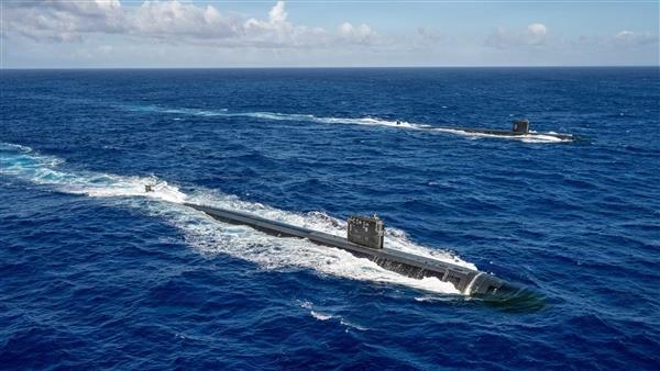 Khoảnh khắc chiến hạm Iran bị đánh chìm ngoài khơi Sri Lanka