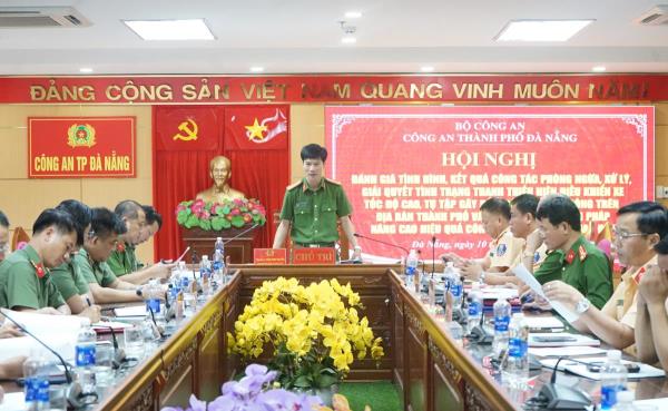 Quyết liệt ngăn chặn thanh thiếu niên chạy xe tốc độ cao, gây rối trật tự công cộng trên phố