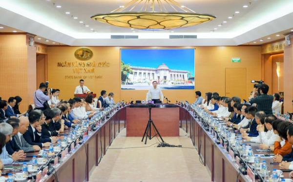 Tín hiệu hạ nhiệt lãi suất ngay sau chỉ đạo của Ngân hàng Nhà nước