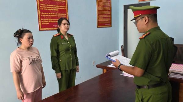 Thực hiện lệnh bắt giữ đối tượng hành hung nhân viên gác chắn đường sắt