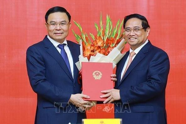 Thủ tướng trao Quyết định giao Quyền Bộ trưởng Bộ Công Thương