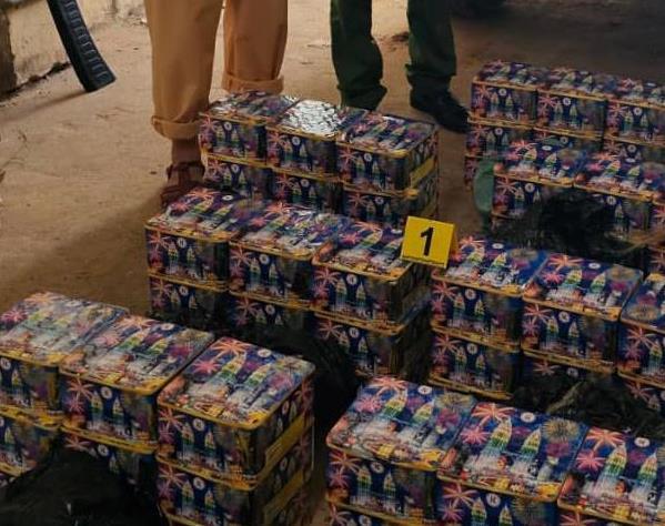 Bỏ của chạy lấy người