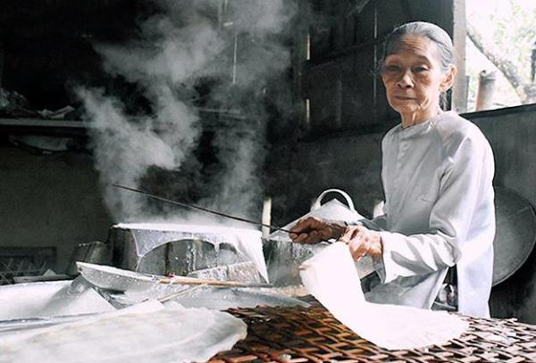 Nghề làm bánh tráng Túy Loan trở thành di sản phi vật thể quốc gia