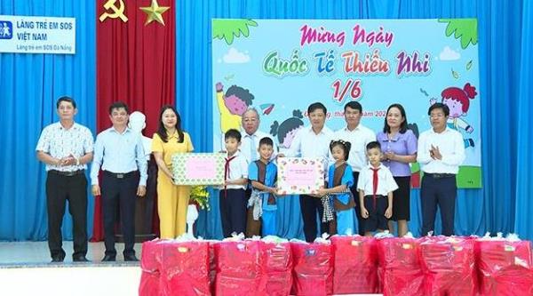 Phó Bí thư Thường trực Thành ủy Đà Nẵng Lương Nguyễn Minh Triết thăm, chúc mừng ngày Quốc tế Thiếu nhi 1-6