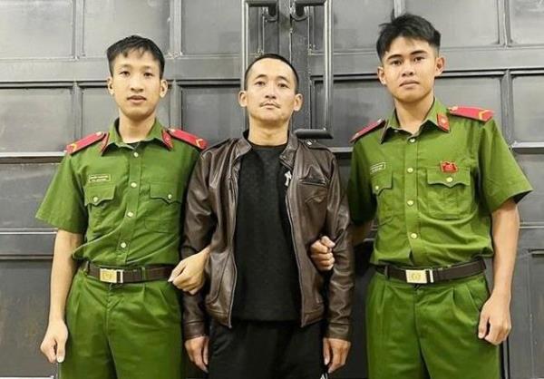 Con nghiện… đi hai hàng