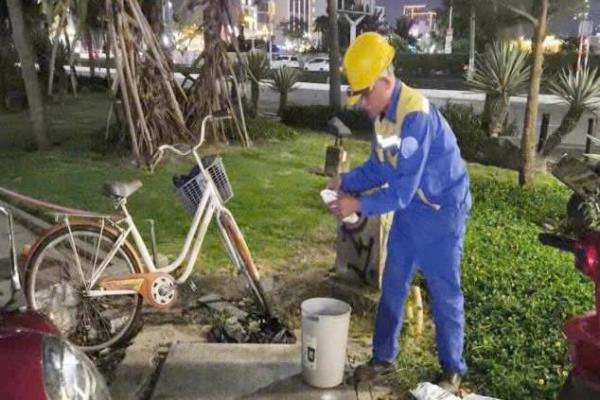 Yêu cầu xử lý bất cập trong hệ thống thoát nước tại nhà hàng gây mùi hôi cho bãi biển Mỹ Khê