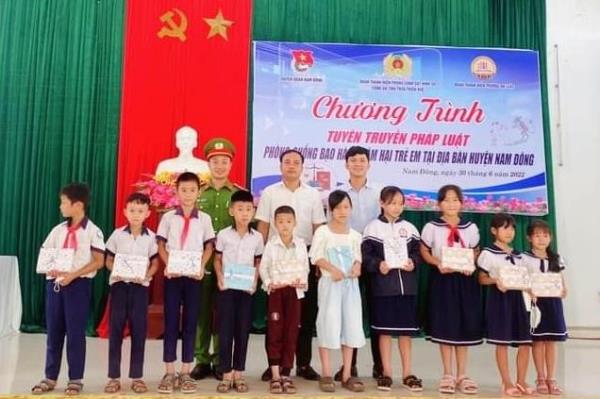 Tuyên truyền pháp luật cho học sinh miền núi