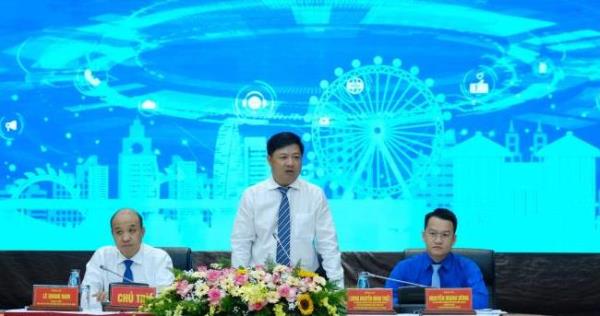 Lãnh đạo Đà Nẵng đối thoại với thanh niên về chuyển đổi số