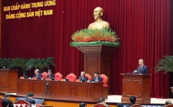 Khẩn trương tham mưu việc tinh gọn bộ máy, góp phần tăng tốc, bứt phá vượt các mục tiêu Đại hội XIII của Đảng