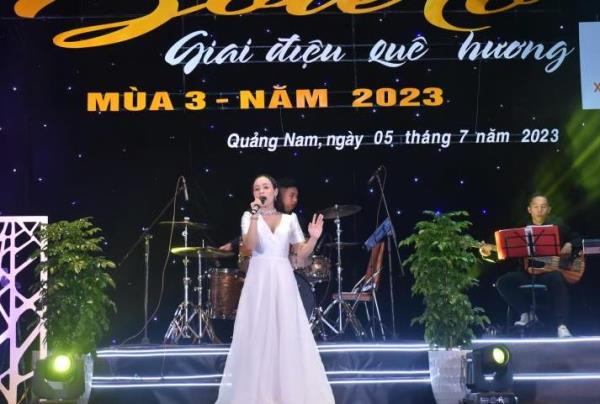 Nguyễn Thanh Hằng đoạt Quán quân Liên hoan Bolero - Giai điệu quê hương tỉnh Quảng Nam mùa III