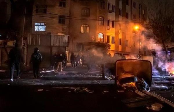 Iran tuyên bố sẵn sàng cho chiến tranh