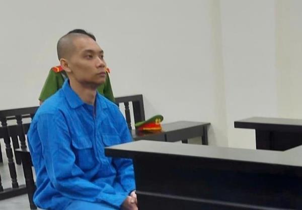 Sàm sỡ hàng xóm, còn vung dao chém gục chồng nạn nhân ở Hà Nội