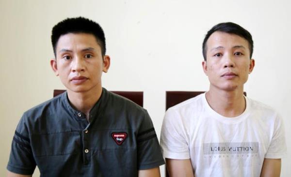 Sử dụng CMND giả lập tài khoản ngân hàng mạo danh để bán